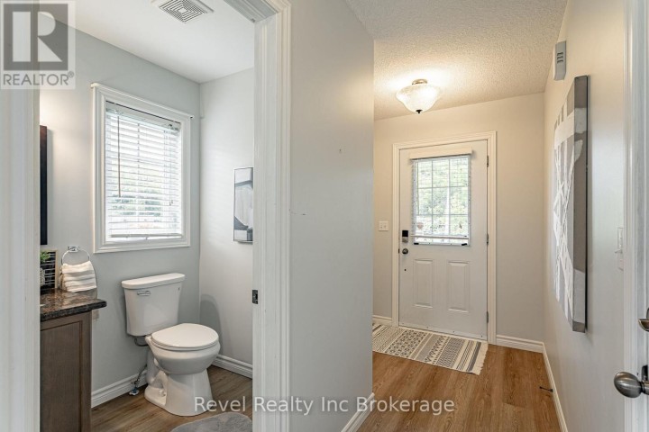 Photo 4 at 420 Sales Drive, Woodstock - South, Woodstock