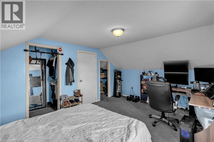 Photo 10 at 35 James Avenue, Echo Place, Brantford