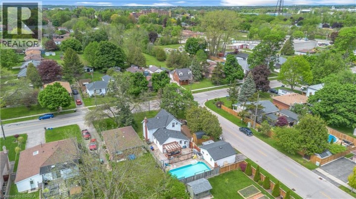 Photo 22 at 35 James Avenue, Echo Place, Brantford