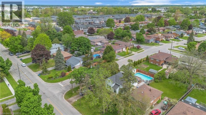Photo 23 at 35 James Avenue, Echo Place, Brantford