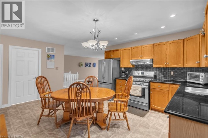 Photo 10 at 25 Sudds Lane, Shellard Lane, Brantford