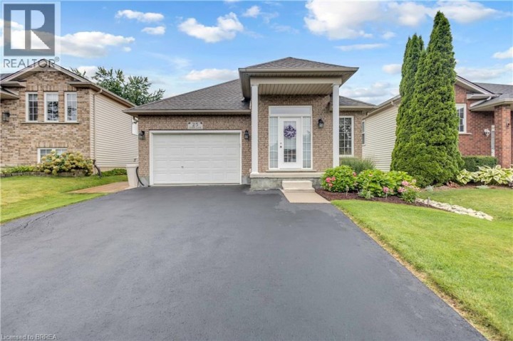 Photo 2 at 25 Sudds Lane, Shellard Lane, Brantford