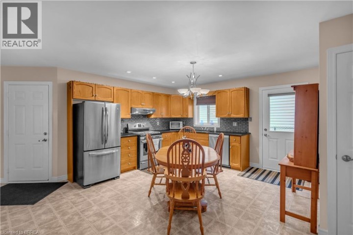 Photo 7 at 25 Sudds Lane, Shellard Lane, Brantford