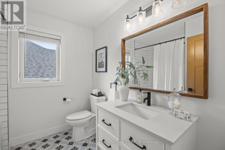 Photo 36 at 10 Beaty Lane, Ingersoll (Thamesford), Ingersoll