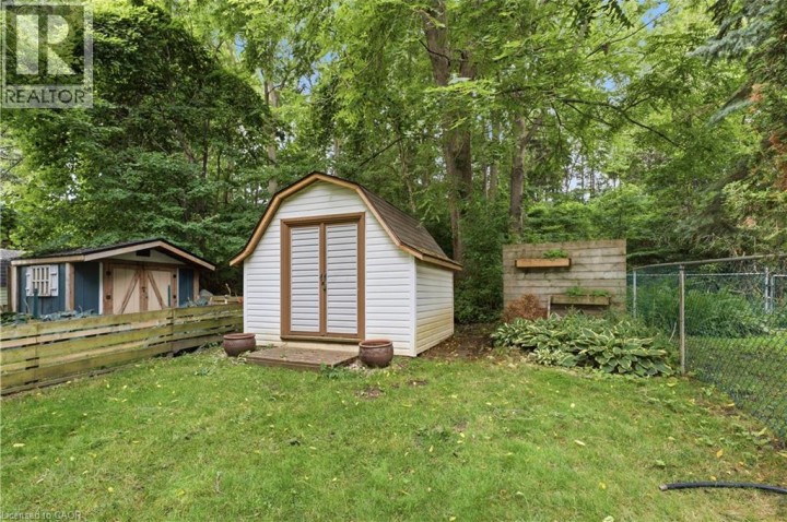 Photo 37 at 31 Galileo Boulevard, Terrace Hill, Brantford