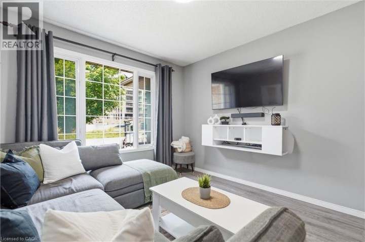 Photo 4 at 31 Galileo Boulevard, Terrace Hill, Brantford