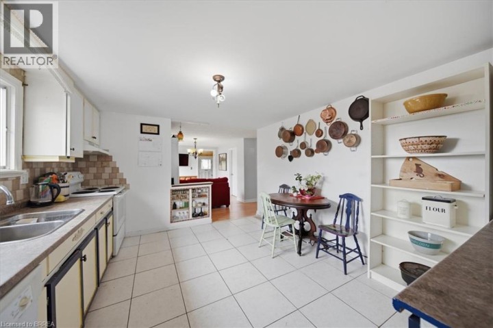 Photo 12 at 367 Nelson Street, Echo Place, Brantford
