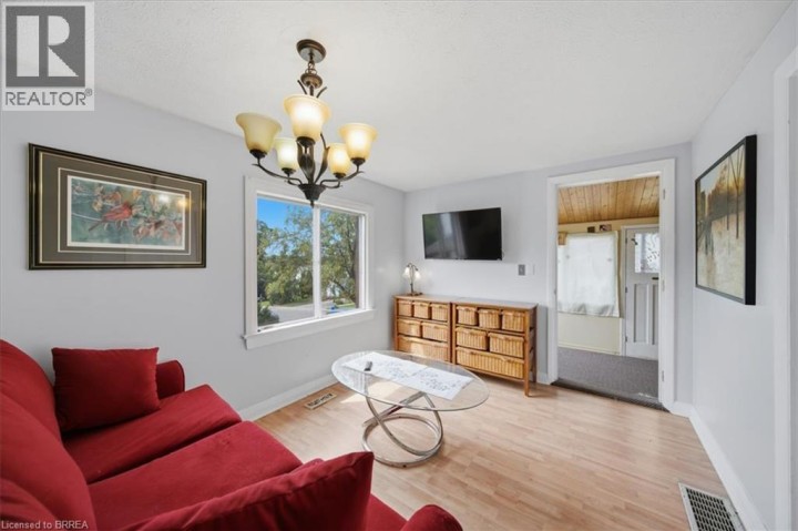 Photo 14 at 367 Nelson Street, Echo Place, Brantford