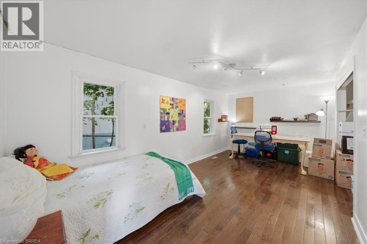 Photo 19 at 367 Nelson Street, Echo Place, Brantford