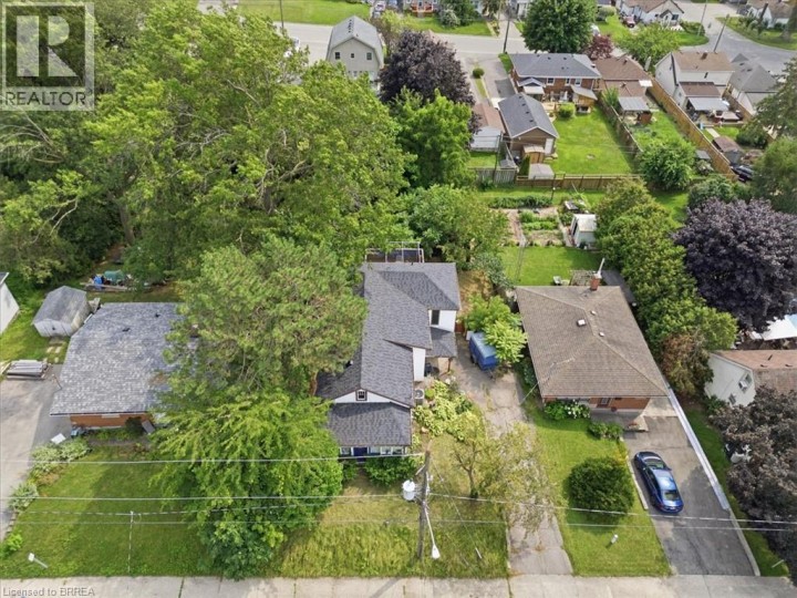 Photo 4 at 367 Nelson Street, Echo Place, Brantford