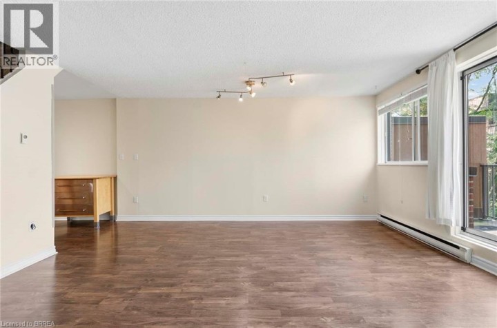 Photo 12 at 301 - 36 Hayhurst Road, Fairview / Greenbrier, Brantford