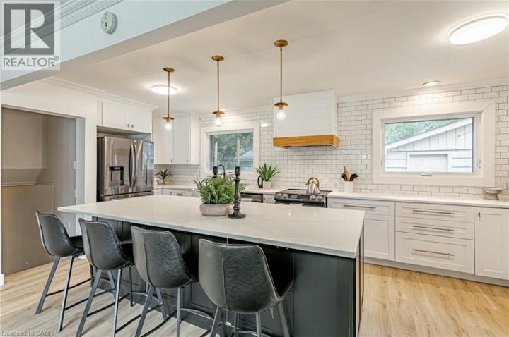 Photo 10 at 811 Hughson Street, Woodstock - North, Woodstock