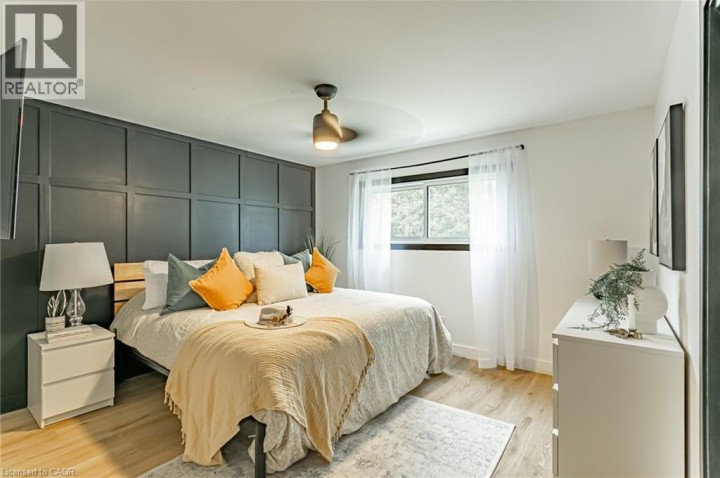 Photo 15 at 811 Hughson Street, Woodstock - North, Woodstock