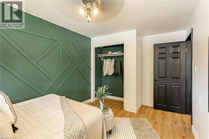 Photo 17 at 811 Hughson Street, Woodstock - North, Woodstock