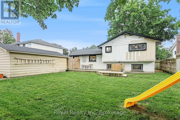 Photo 26 at 811 Hughson Street, Woodstock - North, Woodstock