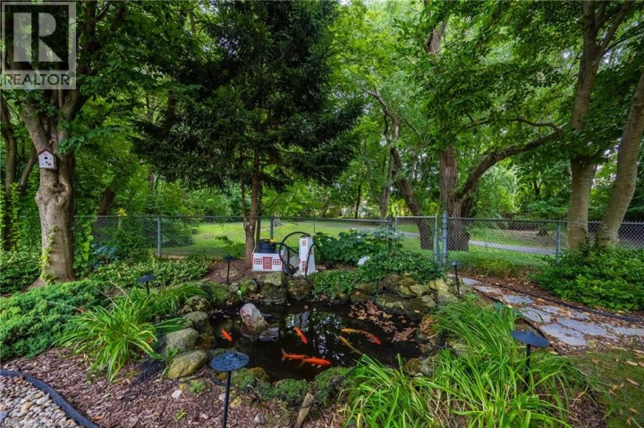 Photo 41 at 68 Royal Oak Drive, Rosedale / Gable Height, Brantford