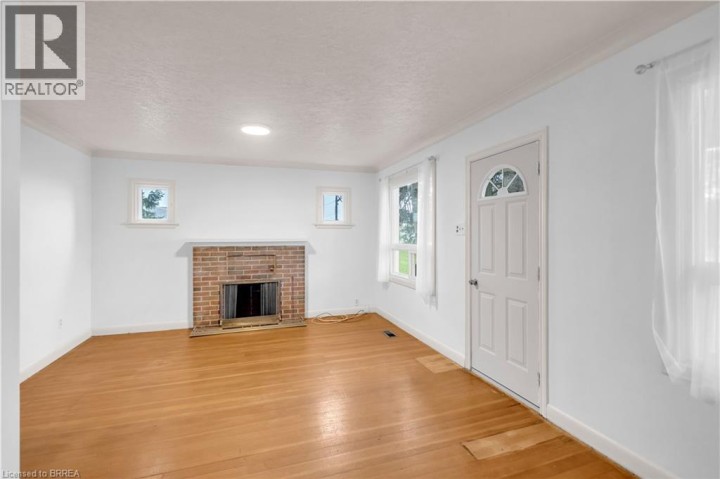 Photo 7 at 1097 W Colborne Street, Sw Rural, Brantford