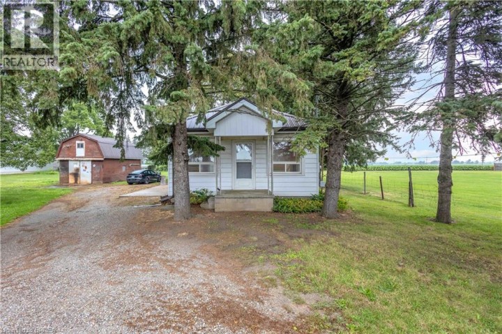 Photo 1 at 1097 W Colborne Street, Sw Rural, Brantford