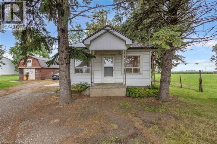 Photo 2 at 1097 W Colborne Street, Sw Rural, Brantford