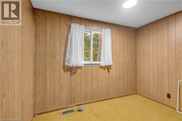 Photo 12 at 1097 W Colborne Street, Sw Rural, Brantford
