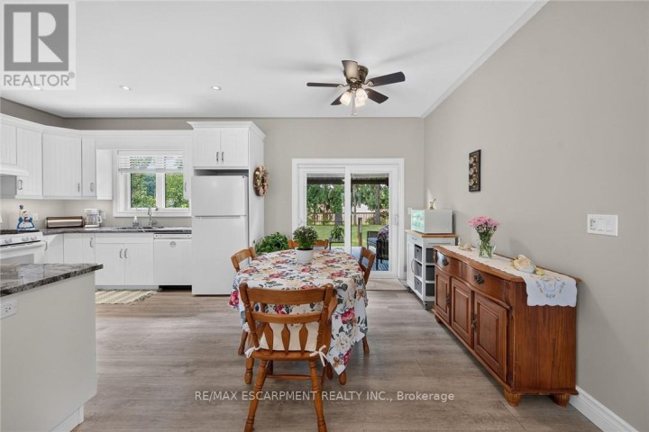 Photo 11 at 26 Stonebridge Place, Simcoe, Norfolk County