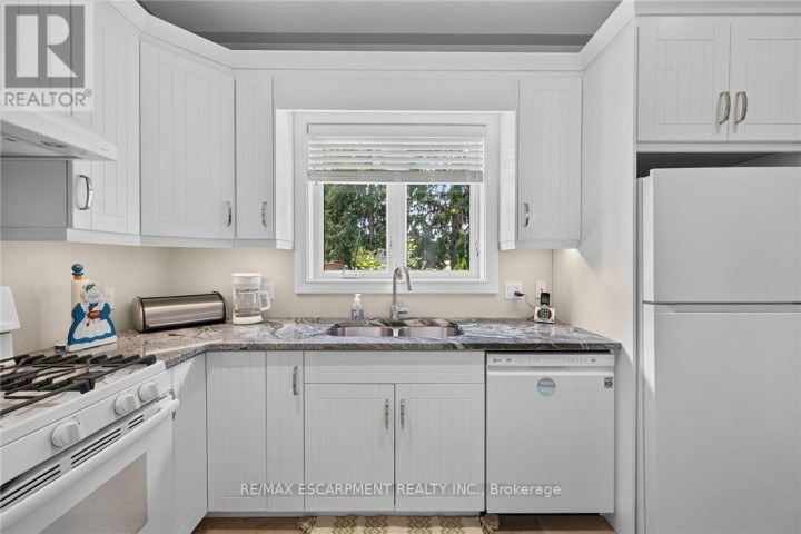 Photo 15 at 26 Stonebridge Place, Simcoe, Norfolk County