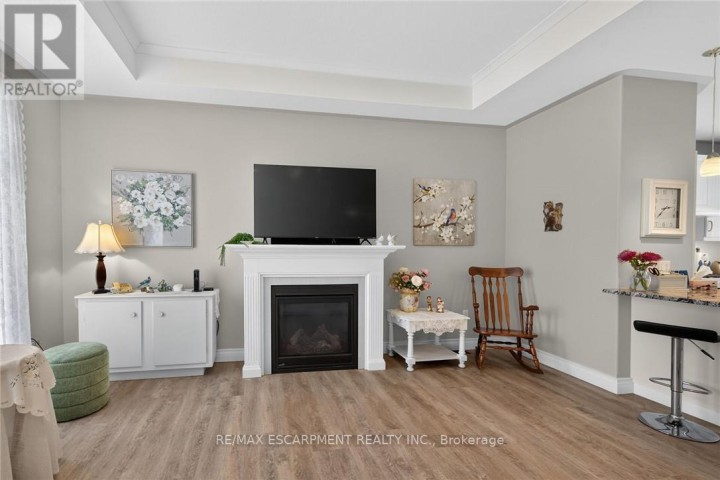 Photo 8 at 26 Stonebridge Place, Simcoe, Norfolk County