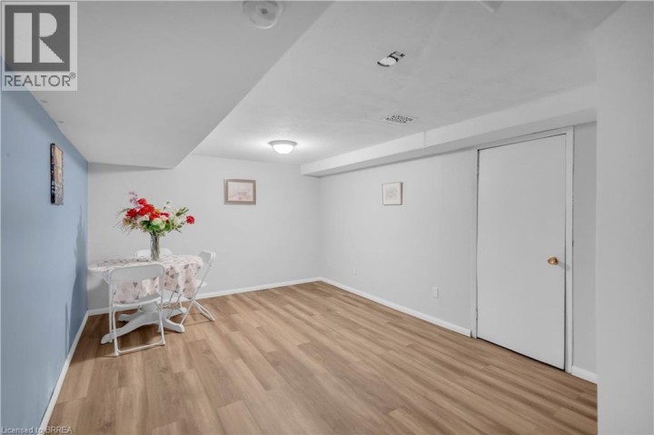 Photo 34 at 92 Brier Park Road, Brier Park, Brantford