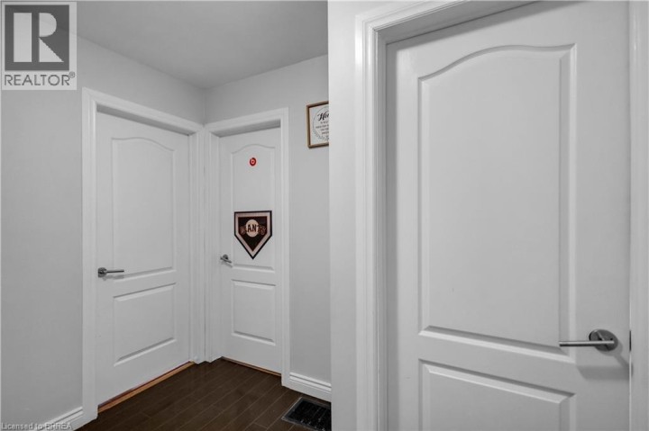 Photo 16 at 92 Brier Park Road, Brier Park, Brantford