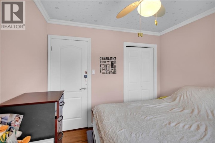 Photo 20 at 92 Brier Park Road, Brier Park, Brantford