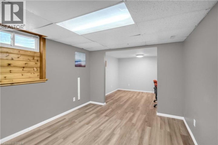Photo 31 at 92 Brier Park Road, Brier Park, Brantford
