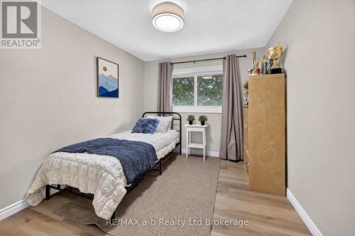 Photo 21 at 269 Ferncrest Road, Woodstock - North, Woodstock