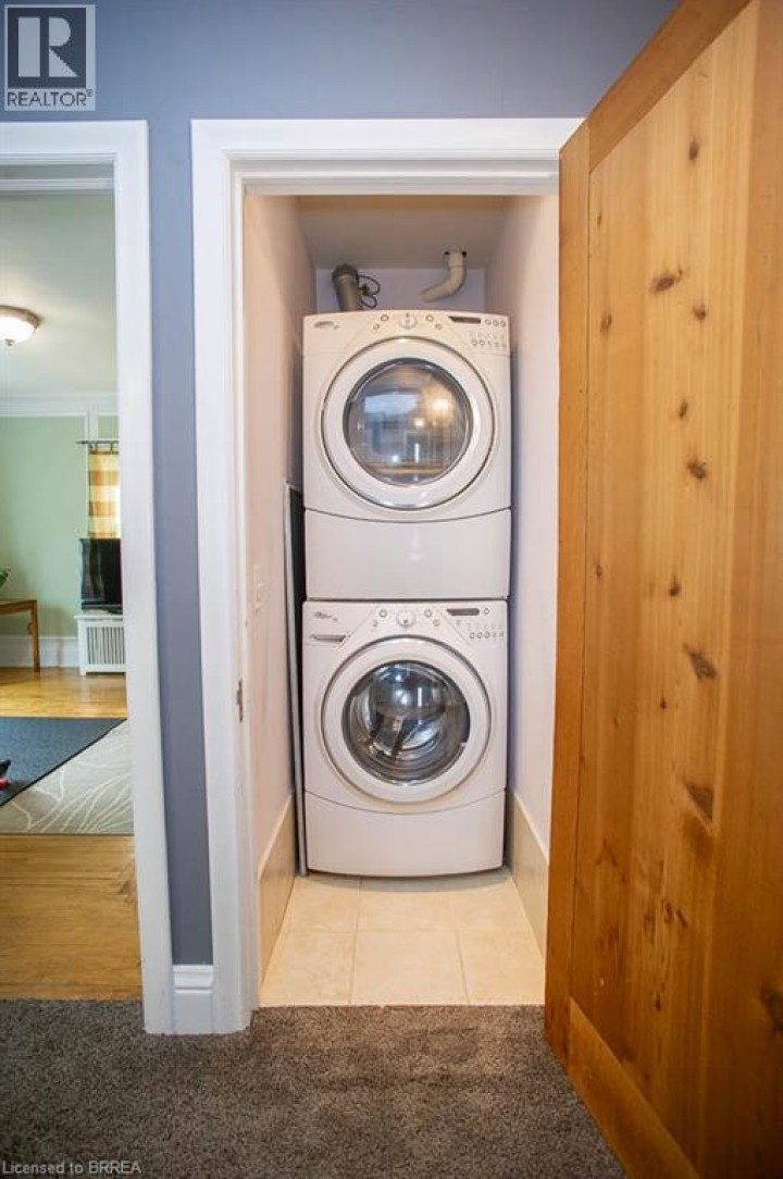 Photo 31 at 116 Dufferin Avenue, Holmedale, Brantford