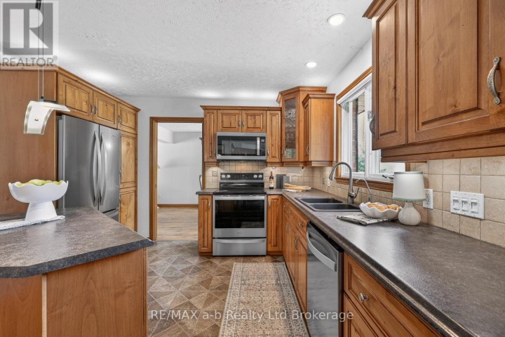 Photo 15 at 403745 Union Road, Ingersoll - South, Ingersoll