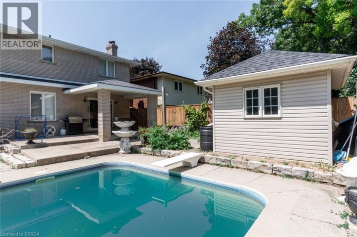 Photo 8 at 267 Memorial Drive, Cedarland, Brantford
