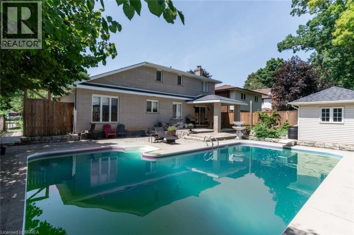 Photo 3 at 267 Memorial Drive, Cedarland, Brantford