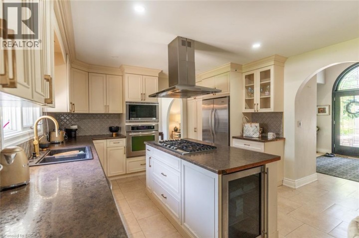 Photo 20 at 267 Memorial Drive, Cedarland, Brantford