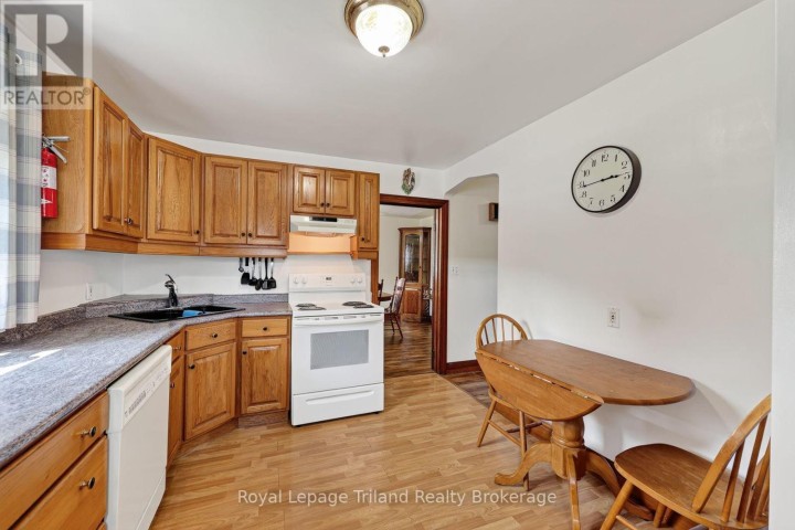 Photo 12 at 241 W Delatre Street, Ingersoll (Thamesford), Ingersoll