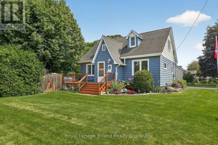 Photo 4 at 241 W Delatre Street, Ingersoll (Thamesford), Ingersoll