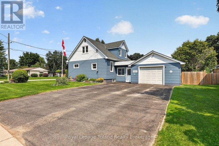 Photo 6 at 241 W Delatre Street, Ingersoll (Thamesford), Ingersoll