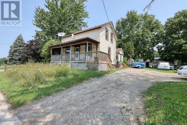 Photo 2 at 333234 Plank Line Road, Mount Elgin, South-West Oxford