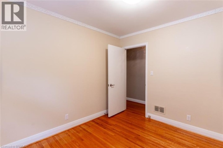 Photo 12 at 30 Proctor Avenue, Echo Place, Brantford