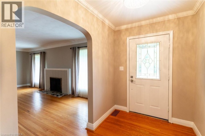 Photo 13 at 30 Proctor Avenue, Echo Place, Brantford