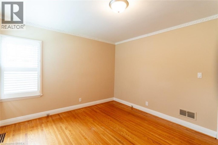 Photo 9 at 30 Proctor Avenue, Echo Place, Brantford