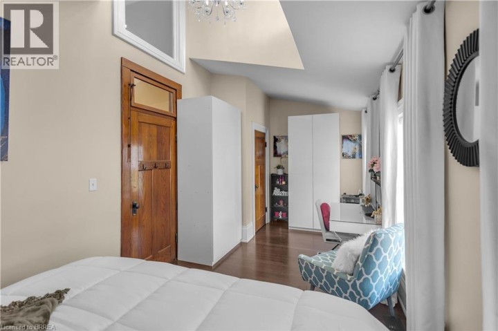 Photo 19 at 220 Sheridan Street, East Ward, Brantford