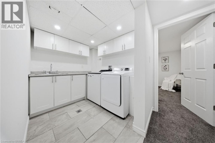 Photo 22 at 2 Frontenac Avenue, Fairview / Greenbrier, Brantford