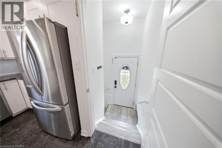 Photo 17 at 2 Frontenac Avenue, Fairview / Greenbrier, Brantford