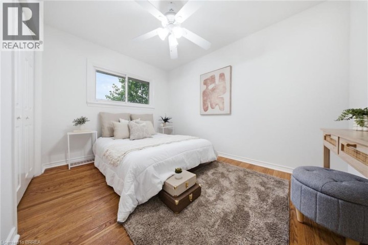Photo 14 at 2 Frontenac Avenue, Fairview / Greenbrier, Brantford