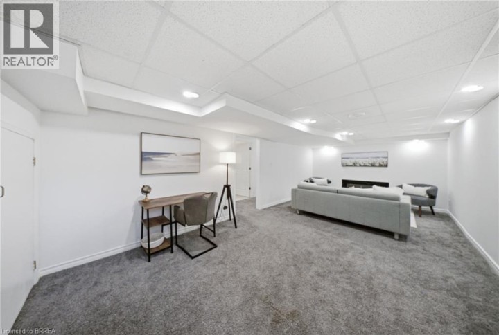 Photo 18 at 2 Frontenac Avenue, Fairview / Greenbrier, Brantford