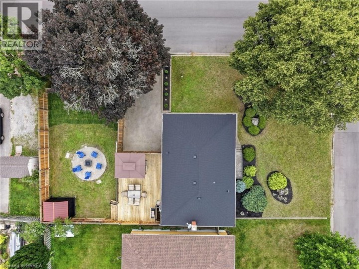 Photo 33 at 2 Frontenac Avenue, Fairview / Greenbrier, Brantford